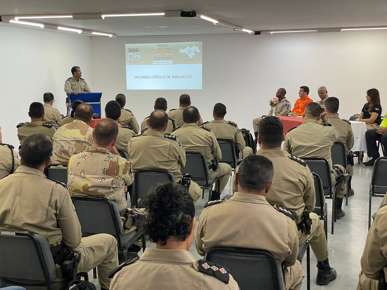 Carnaval de Juazeiro CPR N da Polícia Militar promove reunião de