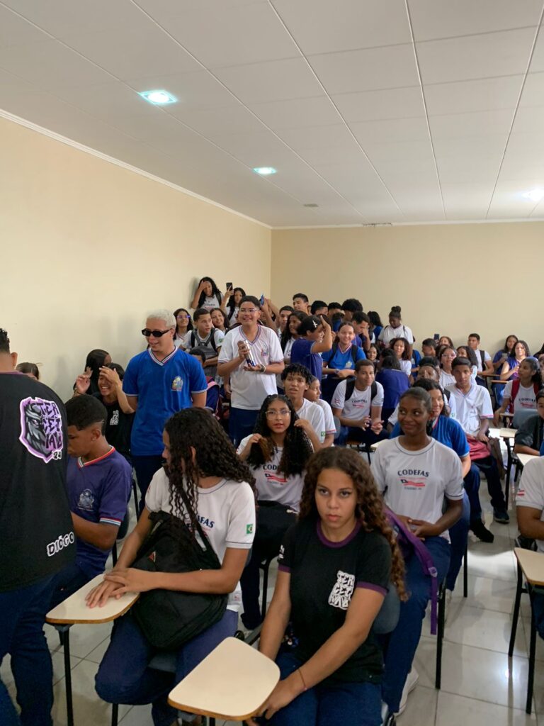 Estudantes Do Col Gio Estadual Codefas Em Juazeiro Realizam