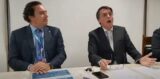 Mais uma vez, o presidente Jair Bolsonaro debocha da pandemia e chega a imitar um doente com falta de ar