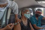 Prefeitura de Juazeiro realizará ‘drive thru’ nesta terça para vacinar idosos acima de 68 anos contra Covid-19