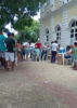Usuários, vacinadores e vacinas no sol: Prefeitura de Juazeiro retira estrutura do ponto de vacinação do Paço e usuária opina “Não conseguem acertar”