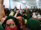 Parada: em assembleia na APLB Sindicato, professores de Juazeiro decidem por paralisação de advertência amanhã (2); categoria não aceita proposta da gestão municipal