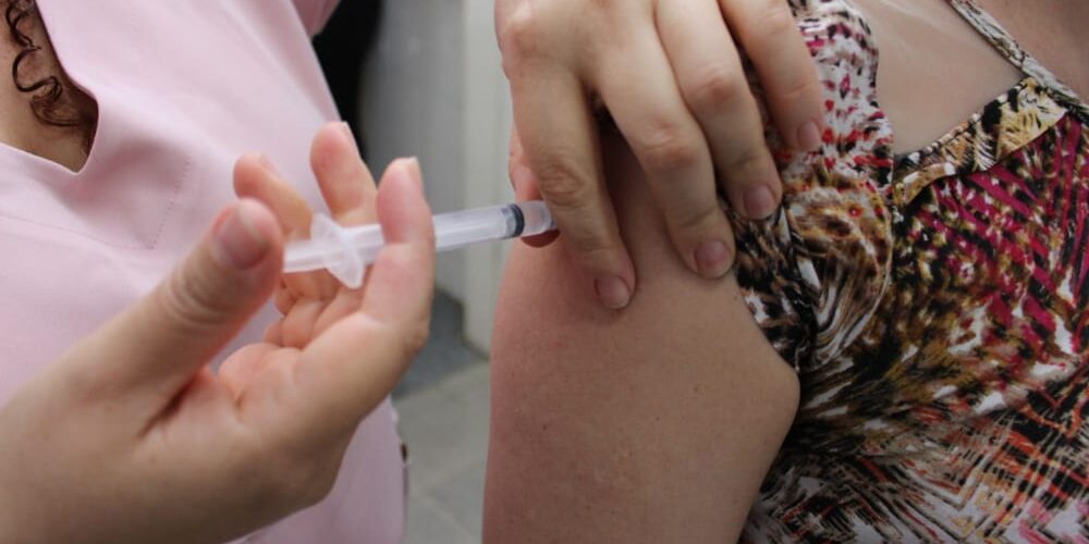 Haverá vacinação contra Covid-19 e gripe neste sábado em Juazeiro