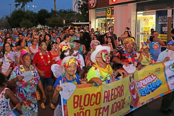 CARNA PETRO