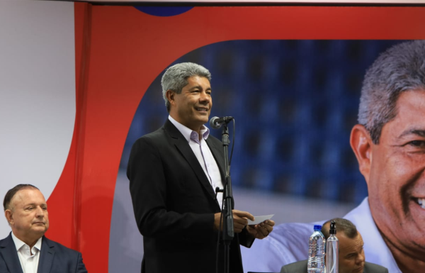 Jerônimo sobre aprovação do fim da escala 6×1: ‘Viver com mais dignidade’
