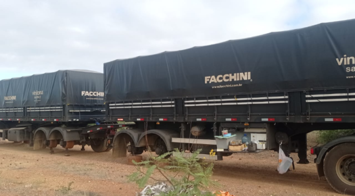 Caminhoneiro foi amarrado e torturado por criminosos, em Juazeiro; carreta da vítima foi desmanchada