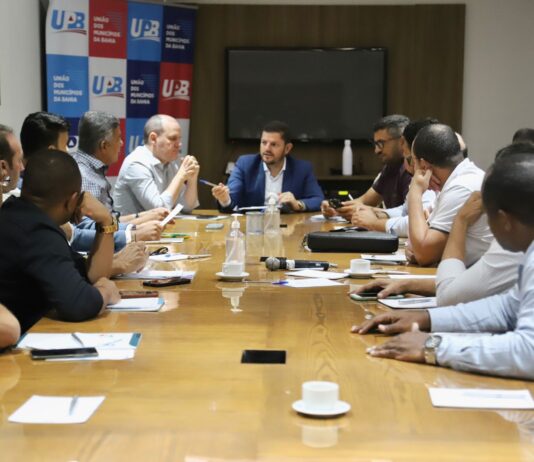 Prefeitos baianos ligam o alerta com pressão de gastos previdenciários sobre as contas municipais