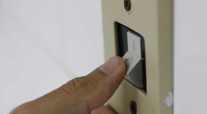 Aneel mantém bandeira tarifária verde para maio