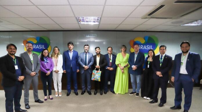 Setur-BA discute com a Embratur atração de turistas internacionais