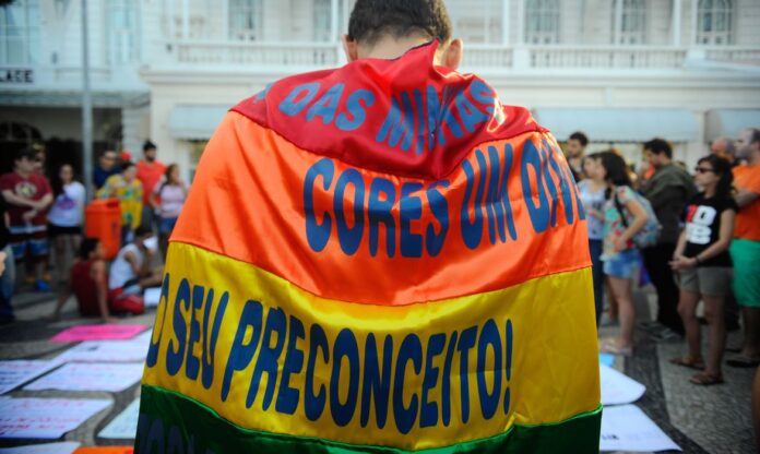 929655-homofobia_9