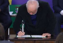 Lula sanciona lei de Lídice que combate a violência contra a mulher
