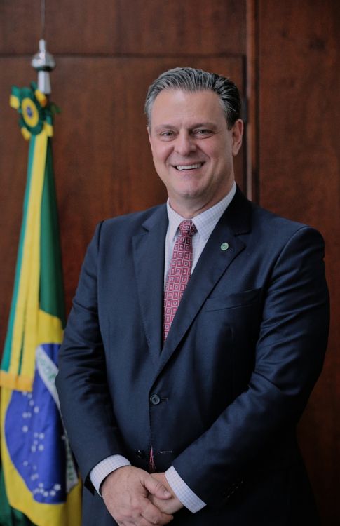 Ministro Carlos Favaro