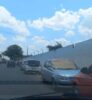 “E os pedestres sendo obrigados a andar pela rua”: Leitor flagra carros estacionados irregularmente na Rua São Vicente, Juazeiro e pede que a CSTT fiscalize
