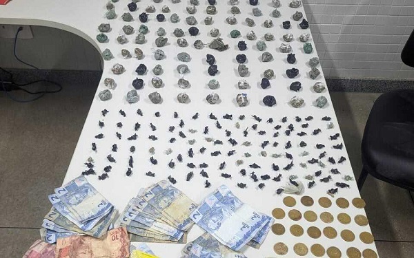 dois-homens-sao-presos-por-trafico-de-drogas-em-sento-se-ba-18378