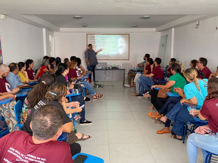 Em assembleia, Sindsemp se reúne com servidores da odontologia para discutir o piso da categoria e realizar a votação da ASOP