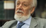 Morre, aos 92 anos, o historiador e acadêmico Alberto Costa e Silva