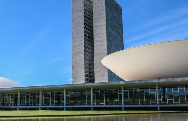 Servidor da Univasf critica PL do Reconhecimento de Saber e competência e alerta para desestímulo à formação acadêmica