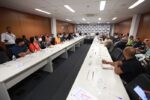 Bahia: Governo do Estado intensifica combate à dengue; Jerônimo reúne prefeitos de municípios afetados para reforçar ações