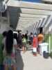 “Muitas pessoas passando mal por ter que aguardar no sol”, relata usuária da UBS do Argemiro que passa por reforma e foi transferida para sede do CRAS; Sesau responde