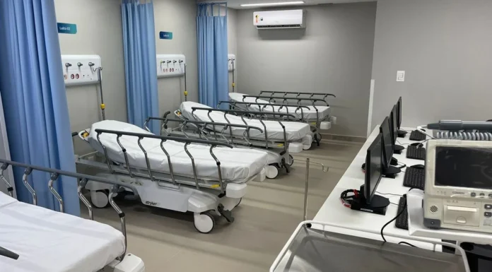 Parlamentares podem acessar áreas restritas de hospitais? Confira regras determinadas pelo Tribunal de Justiça da Bahia