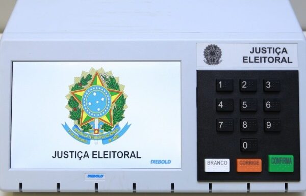 Eleições 2026: Veja as agendas dos candidatos à presidência para este domingo (16)