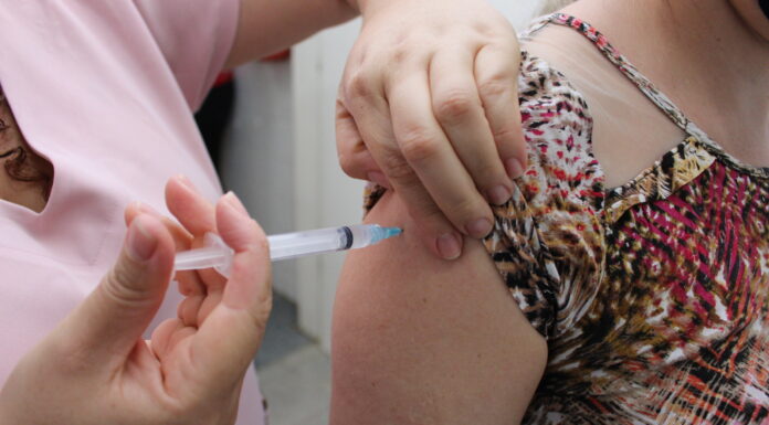 Empresas deverão informar trabalhadores sobre cânceres e vacina