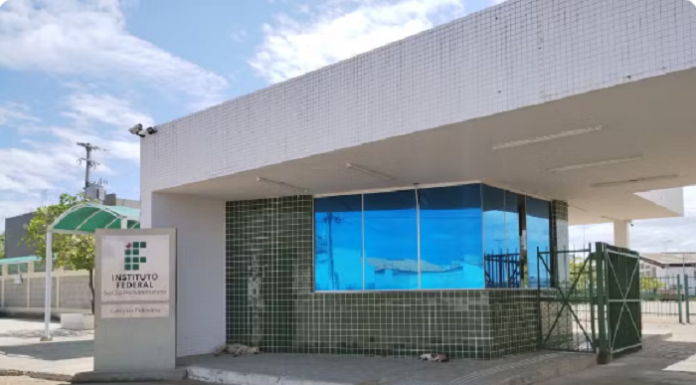 Inscrições para 120 vagas em cursos gratuitos de energias renováveis do Campus Petrolina do IFSertãoPE encerram nesta quarta-feira (17)