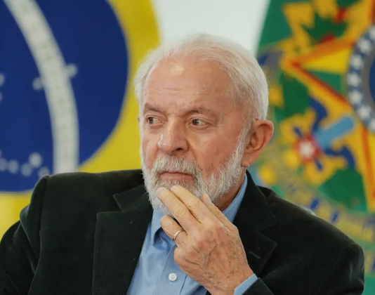 Presidente Lula anuncia criação de universidades voltadas aos povos indígenas e ao esporte