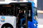 Prefeito Andrei apresenta nova frota de ônibus do transporte público e comemora esse momento histórico com a população