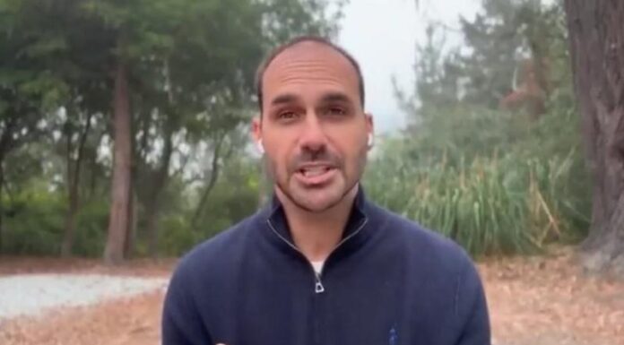 PGR defende condenação de Eduardo Bolsonaro no processo do tarifaço; caso está sendo analisado pela Primeira Turma do STF