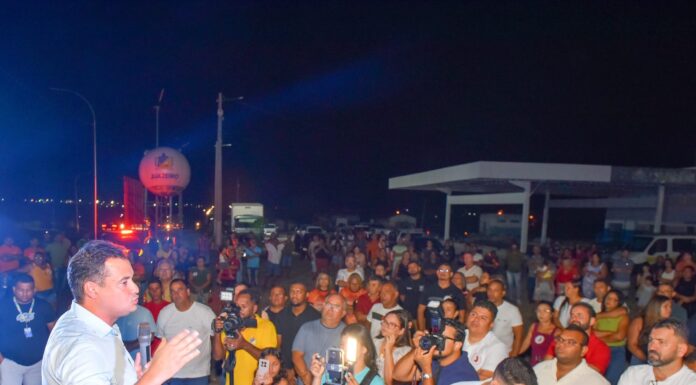 Prefeito de Juazeiro inaugura requalificação e iluminação da entrada de Carnaíba do Sertão e anuncia 100% de pavimentação do distrito