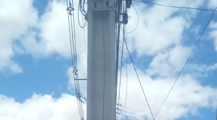 Usuária relata suposta desativação de ponto de ônibus na Avenida Adolfo Viana, em Juazeiro; AMTT nega