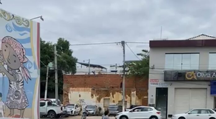 Morador denuncia suposta retirada de placas de “Proibido Estacionar” na orla de Juazeiro