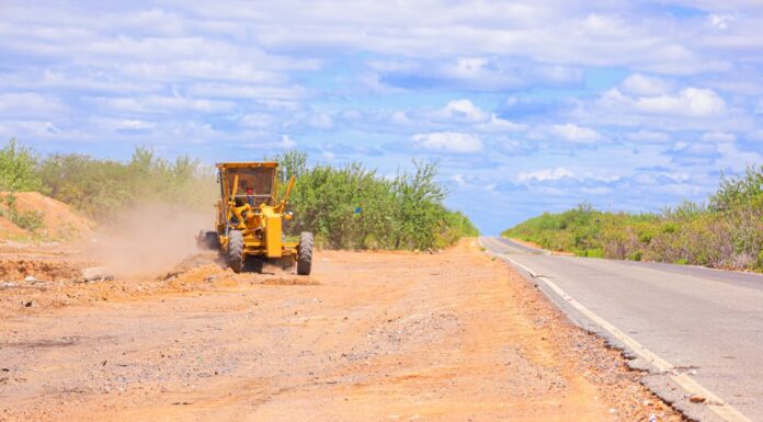 Gestão Anisio Viana transforma Pau a Pique com grande mutirão de limpeza e infraestrutura