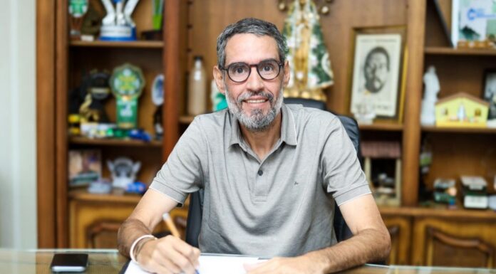 Gestão Anisio Viana valoriza professores de Casa Nova com reajuste acima do federal