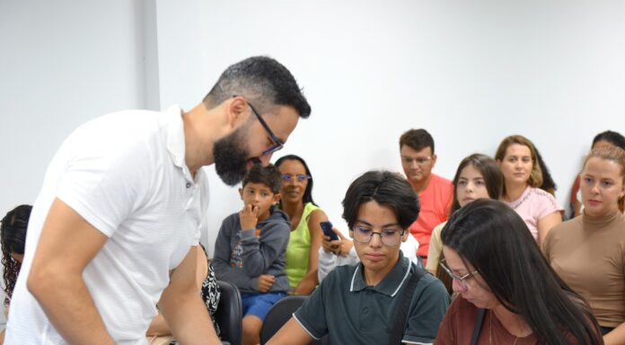 Sonhos que cruzam oceanos: estudantes da rede municipal de Juazeiro embarcaram dia 30 para intercâmbio cultural na Inglaterra