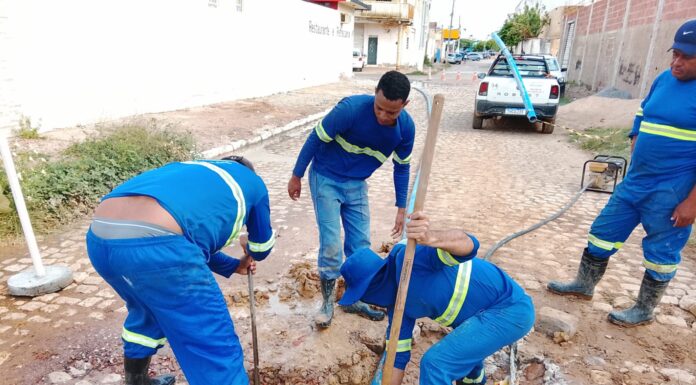 Rompimento de rede deixa bairros de Juazeiro sem água nesta quinta-feira(12)