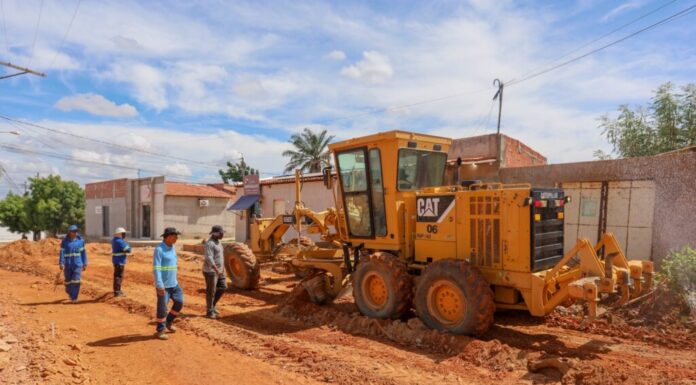 Pavimentação asfáltica da Avenida Saul Rosa avança e transforma mobilidade nos bairros Palmares, Pedra do Lorde e Quidé