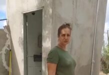 “A gente só quer água”: moradora de Carnaíba do Sertão, em Juazeiro, cobra regularidade no abastecimento por carro-pipa