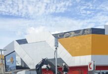 AMTT/Juazeiro notifica empresa pelo atraso na entrega dos semáforos derrubados por um caminhão desgovernado na Avenida Adolfo Viana