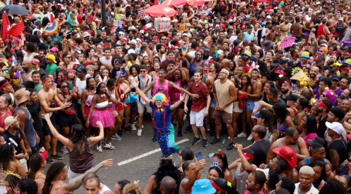 Carnaval da Bahia deve injetar R$ 8 bilhões na economia e atrair 3,7 milhões de turistas
