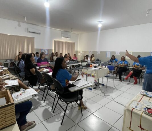 Prefeitura de Juazeiro realiza 1º Encontro Formativo do Programa Alfabetiza Juazeiro