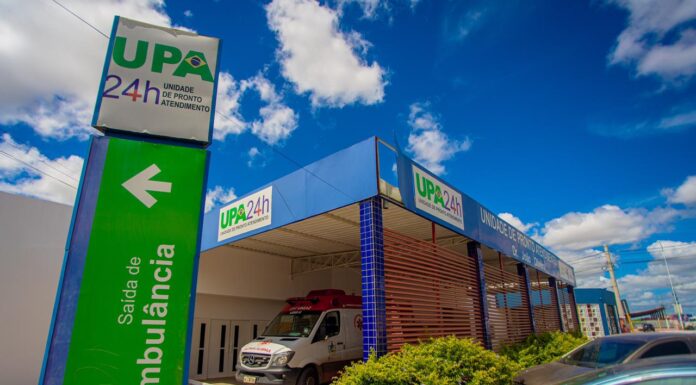 “Indignação”: Ex-funcionários da UPA- Unidade de Pronto Atendimento de Juazeiro protestam contra desligamento em massa; SESAU justifica