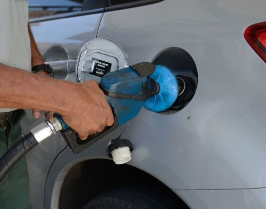 Diesel fica mais caro a partir deste sábado (14)