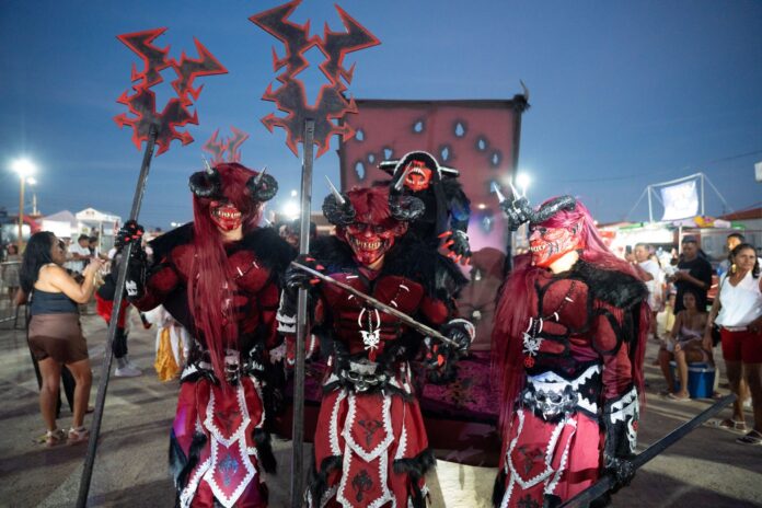 151c7e8f-4818-4750-a7be-83aa1bee3526