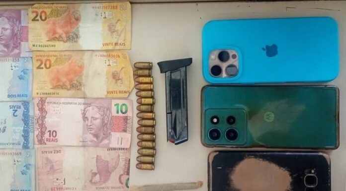Polícia Militar prende homem por porte ilegal de munição e carregador no bairro Piranga Velha, em Juazeiro
