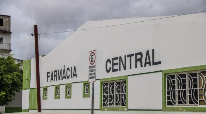 Farmácia Central de Juazeiro suspende atendimento temporariamente a partir das 13h nesta quinta-feira (30); Sesau orienta retirada em outras unidades