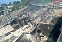 Avião de pequeno porte cai em Capão da Canoa sobre restaurante