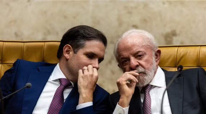 Lula e Motta se reúnem para debater envio de projeto do fim da escala 6×1