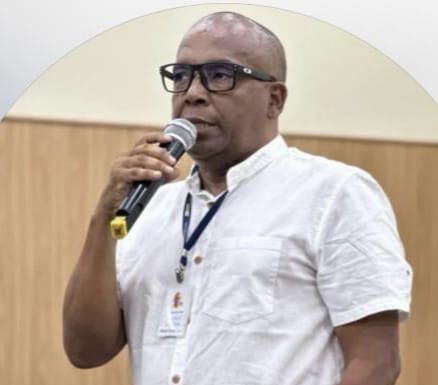 Direção da APLB Sindicato em Juazeiro reconhece trabalho do professor Régis à frente do NTE-10